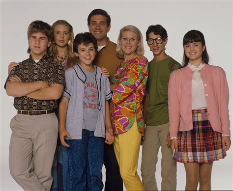 cast of the wonder years (2021 tv series)|The Wonder Years